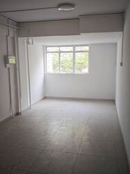 Blk 157 Mayflower Shopping & Food Centre (Ang Mo Kio), HDB 3 Rooms #618928151